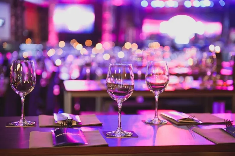 Bartender Buscado — Club Mandala PV